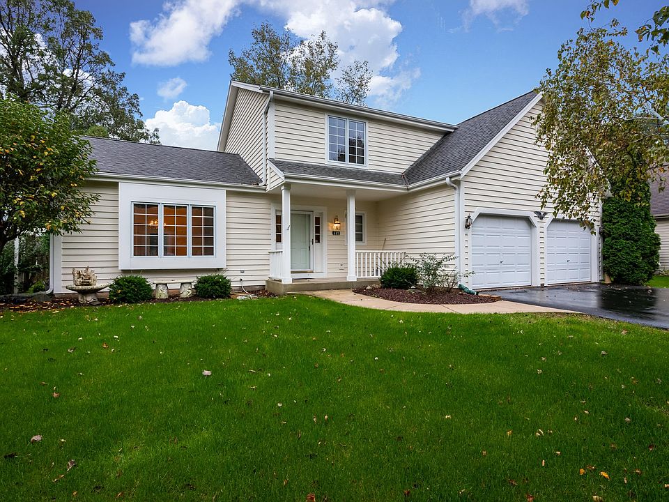 1st image of 627 Fairhurst Ln