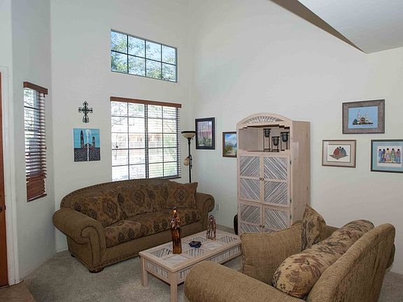5th image of 2104 N Avenida Mena