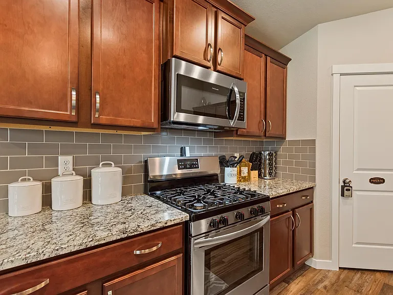 17893 Sunset Ridge Ave — Photo 27