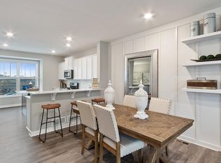 757 Locke Point Dr NE, Fridley, MN 55432