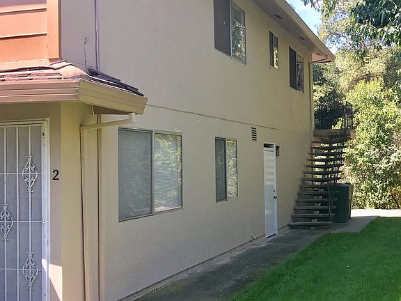 2nd image of 5165 Connecticut Dr #4