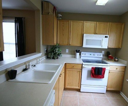 5th image of 225 Woodson Dr