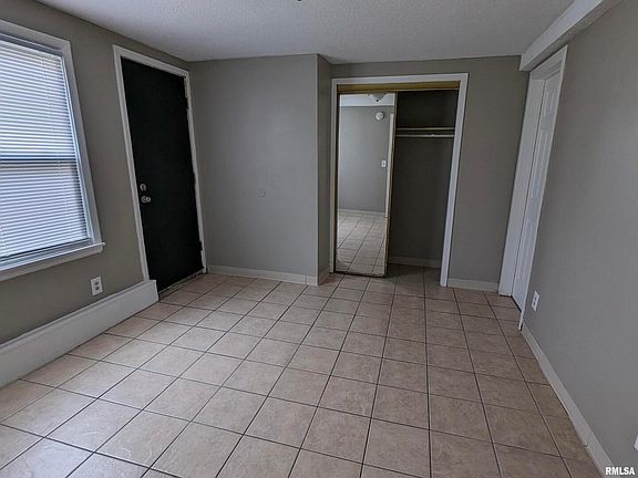 2nd image of 1012 Bridge Ave