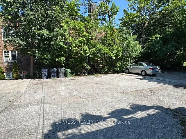 167 Highbourne Rd #MAIN — Photo 28