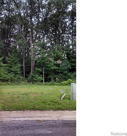 1st image of 24703 Pembrooke Dr