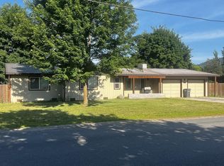 448 4th St, Priest River, ID 83856