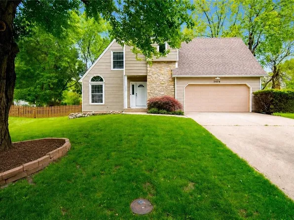 7929 W 113th Ter, Overland Park, KS 66210