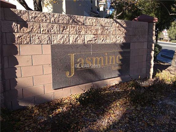 3rd image of 5855 Valley Dr Unit 1048
