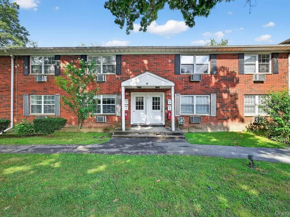 5 Wildwood Drive #15A, Wappingers Falls, NY 12590