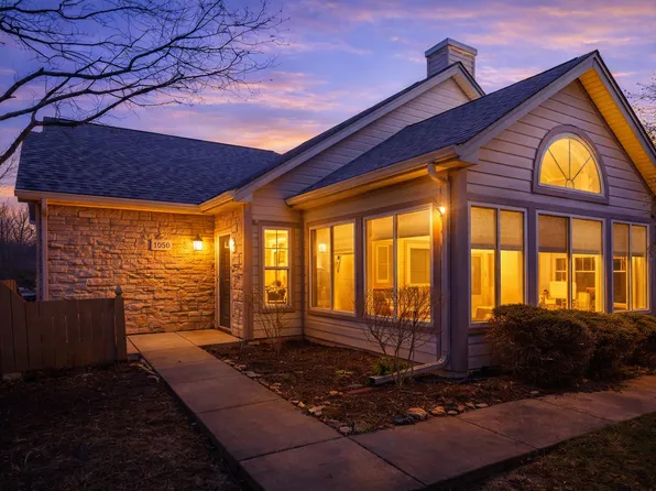 1959 Timberview Dr, Joliet, IL 60431