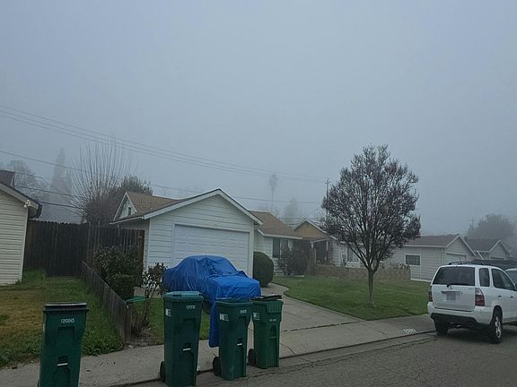 3rd image of 807 Junipero Serra Dr