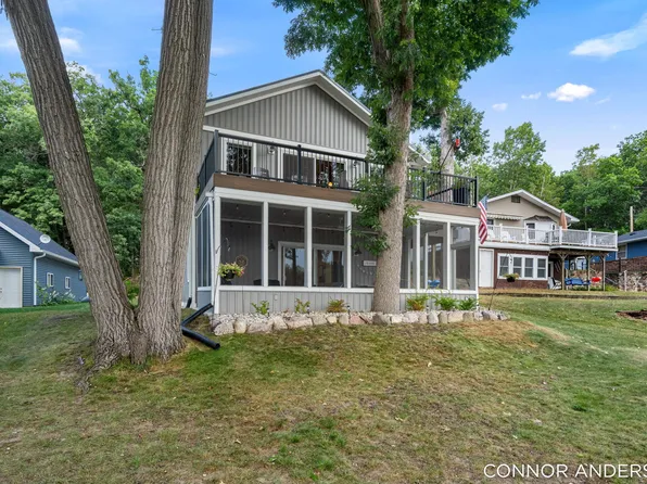8681 N Horsehead Lake Dr, Rodney, MI 49342