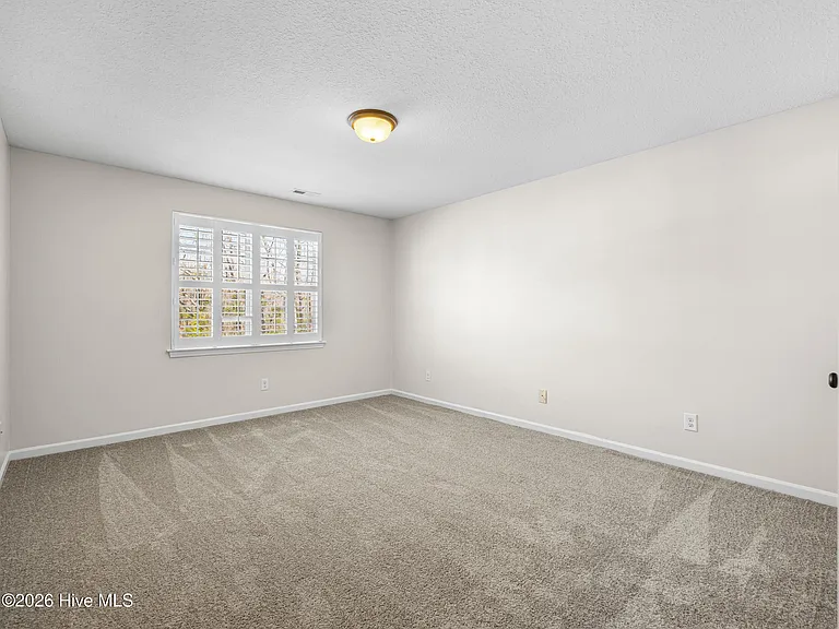 308 Winstead Loop — Photo 35