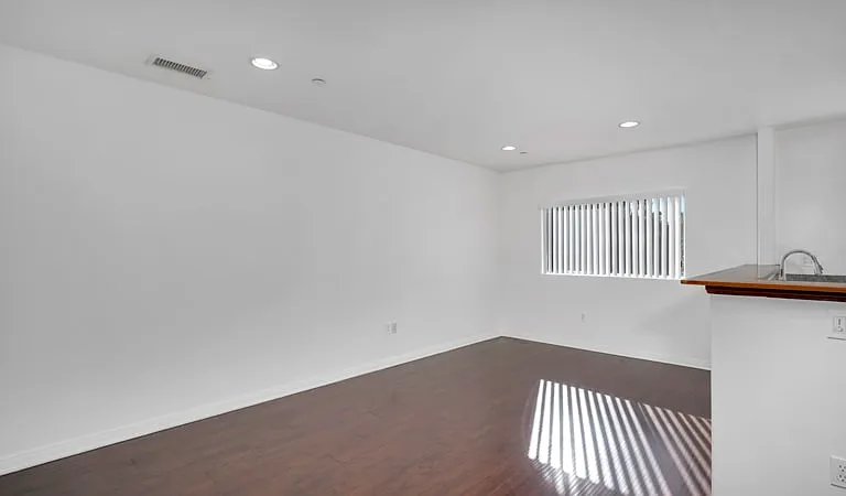 Osborne — Photo 20