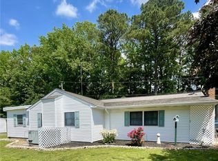 3255 Providence Rd, Hayes, VA 23072