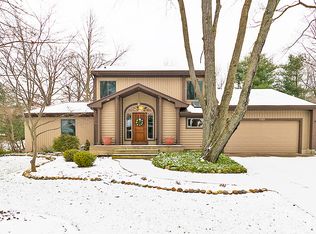 1158 Teakwood Cir, Haslett, MI 48840