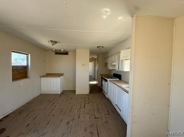 5070 S Jack Rabbit Drive, Fort Mohave, AZ 86426