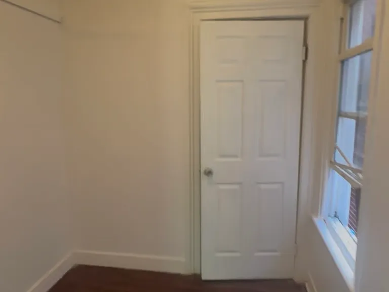 178 N Lake Ave #2 — Photo 14