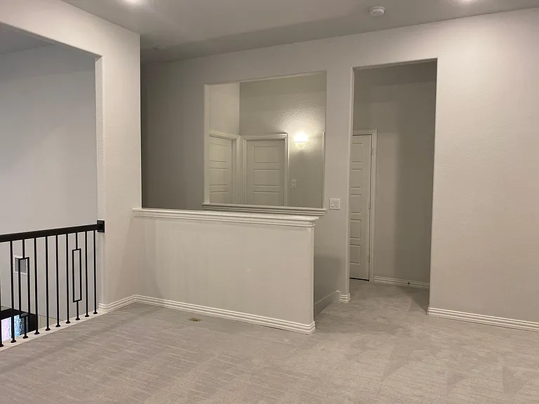 265 Golden Gate Dr — Photo 19