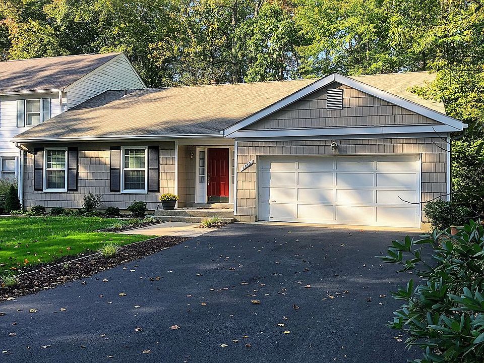 2560 Hidden Cove Road