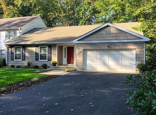 2560 Hidden Cove Rd, Annapolis, MD 21401