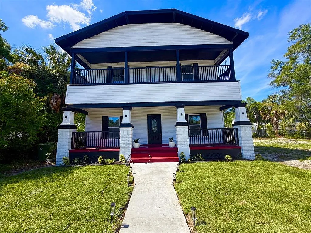 6 bed, 5.0 bath, 2517 sqft, $6,800 — Photo 3