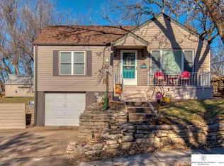 132 Highland Dr, Council Bluffs, IA 51503