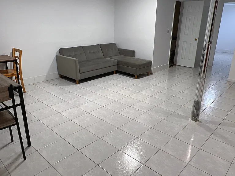 2310 Waters Edge Dr #B — Photo 11