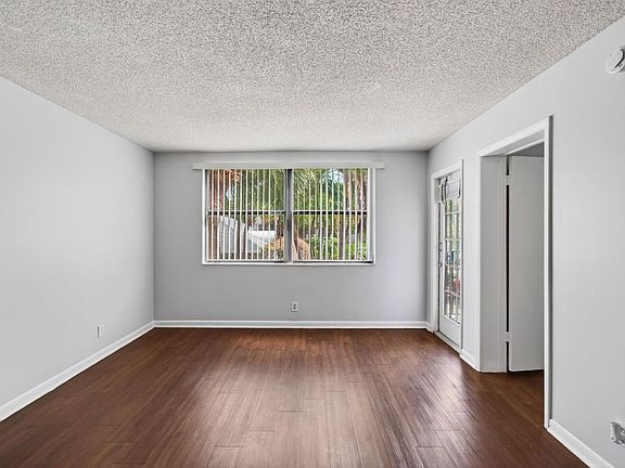 4th image of 708 Executive Center Dr #24-1-24