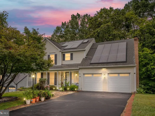 4078 Westwind Dr, Woodbridge, VA 22193