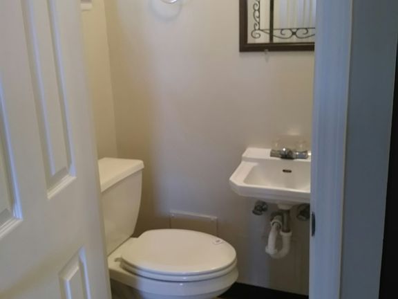5th image of 1551 Lee Terrace Dr