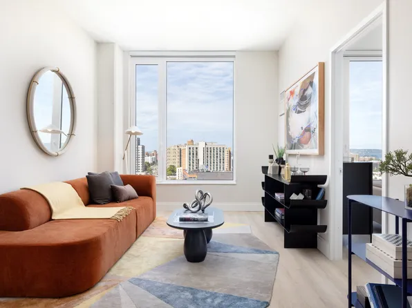 1515 Surf Avenue image 1 of 28