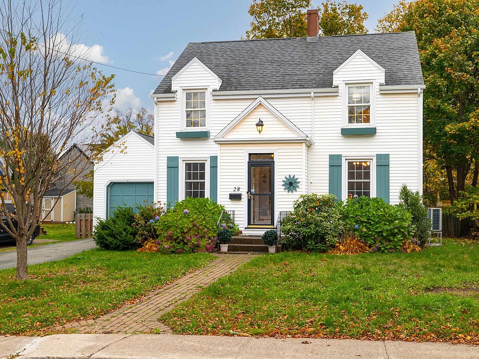 1st image of 28 Churchill Ave