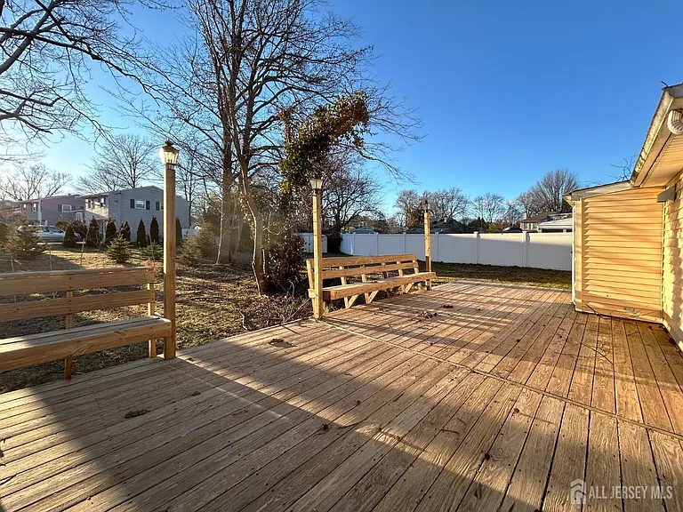 122 Vineyard Rd — Photo 4