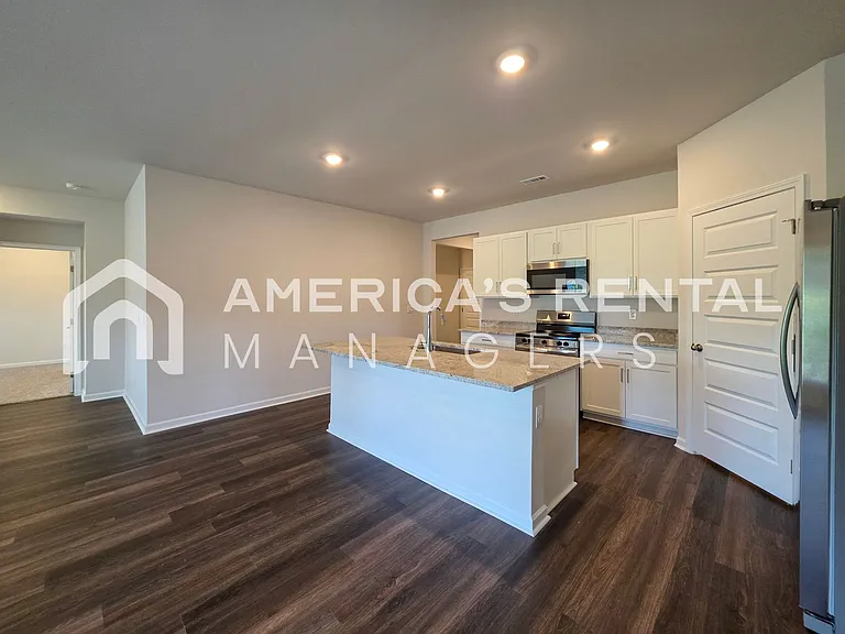 334 Ruby Elm Ave — Photo 32