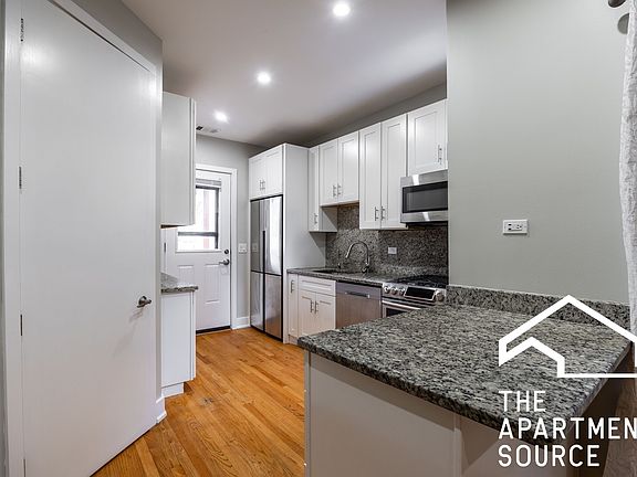 3rd image of 3716 W Belmont Ave #2E