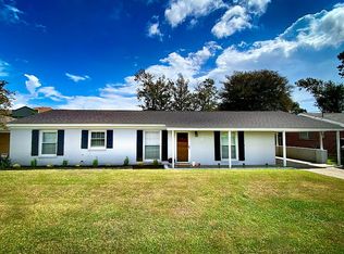 319 Rio Hondo St, Sulphur, LA 70663