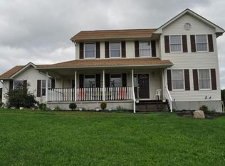 123 Arthur Ln, Brodheadsville, PA