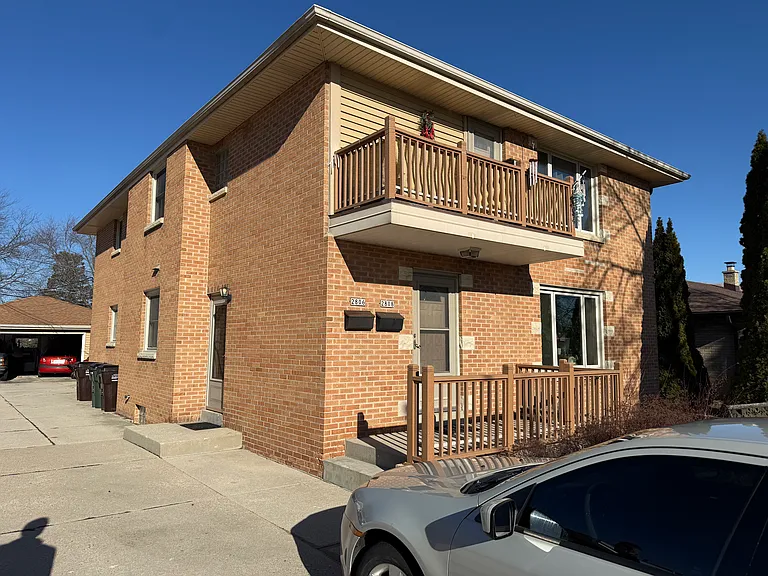 2806 E Bottsford Ave — Photo 11
