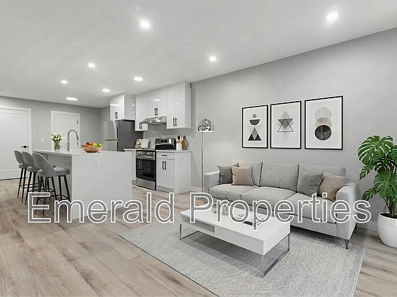 4th image of 10441 132nd St NW Unit 1