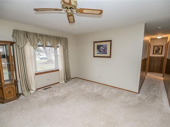 4th image of 1725 Dannley Dr