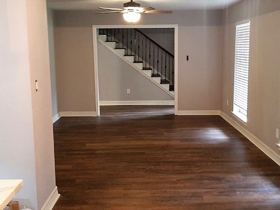 2nd image of 15527 Saint Cloud Dr