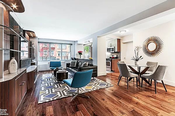 1st image of 33 Greenwich Ave APT 2D