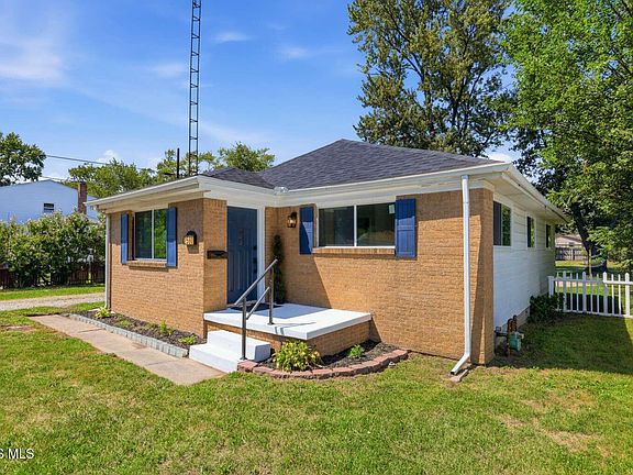 2nd image of 2560 Koehler Ave