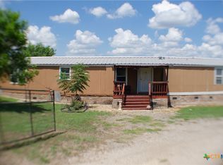 415 Mustang Meadow Run, Dale, TX 78616