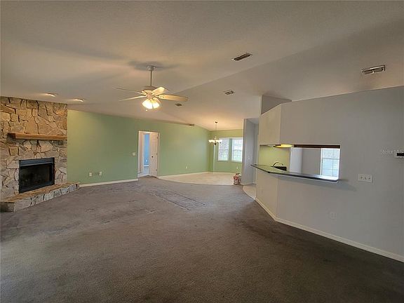 5th image of 10441 SE 69th Ter