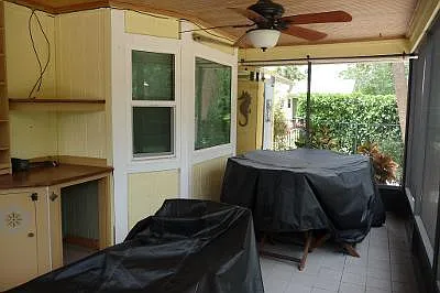 422 Avocado Ave — Photo 17