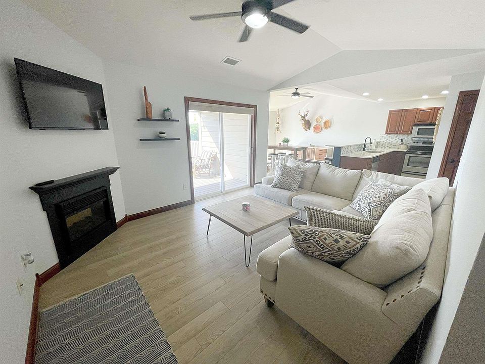 605 Sandy Point Rd 323, Harpers Ferry, IA 52146 MLS 20230903 Zillow