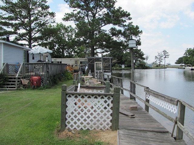 2nd image of 134 Coral Ct