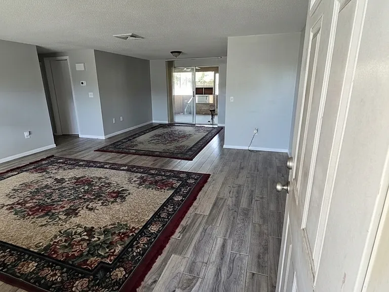 9004 Saint Regis Ln — Photo 2